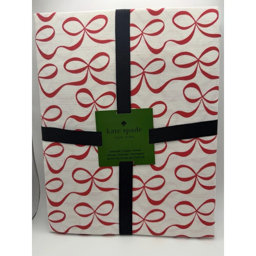 NWT Kate Spade Red Bow Table Cloth‎ (60x84) and Matching Napkin Set